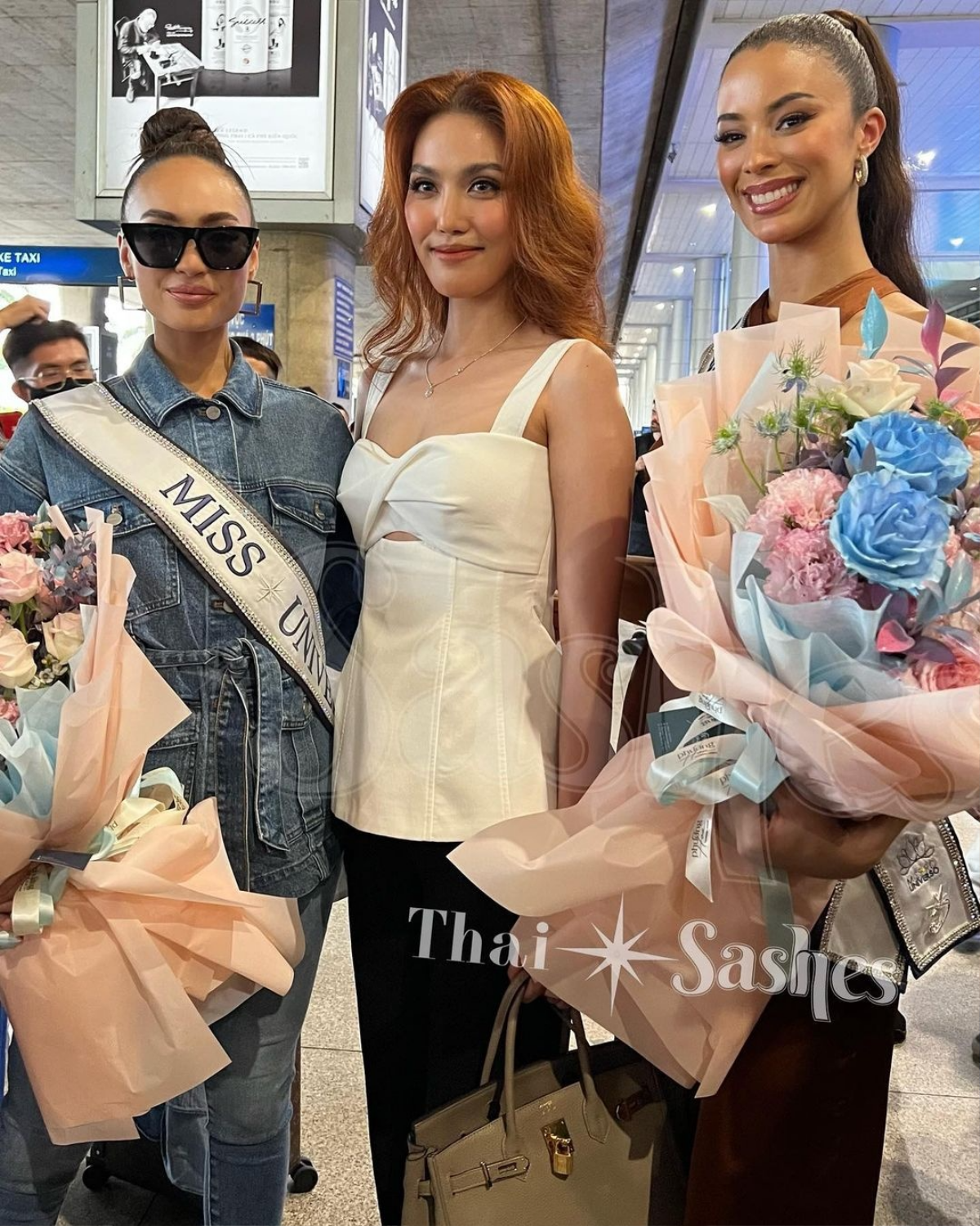 Đương kim Miss Universe đáp cánh tại Việt Nam, Lan Khuê lại là người chiếm spotlight Ảnh 2