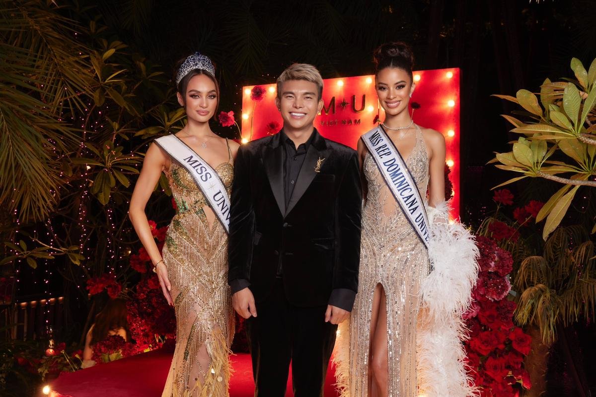 Diện đồ của NTK Việt, mỹ nhân Miss Universe 'chiếm trọn spotlight': Thần thái, khí chất ngút ngàn Ảnh 1