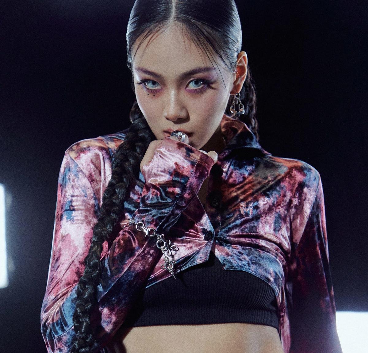 Nữ ca sĩ có nhan sắc tựa Jennie nhưng giọng hát được khen 'ăn đứt' thành viên BLACKPINK Ảnh 4