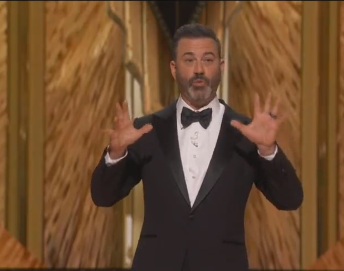 Jimmy Kimmel bất ngờ nhắc lại cú đấm trời giáng của Will Smith trên sân khấu Oscar 2023 Ảnh 3