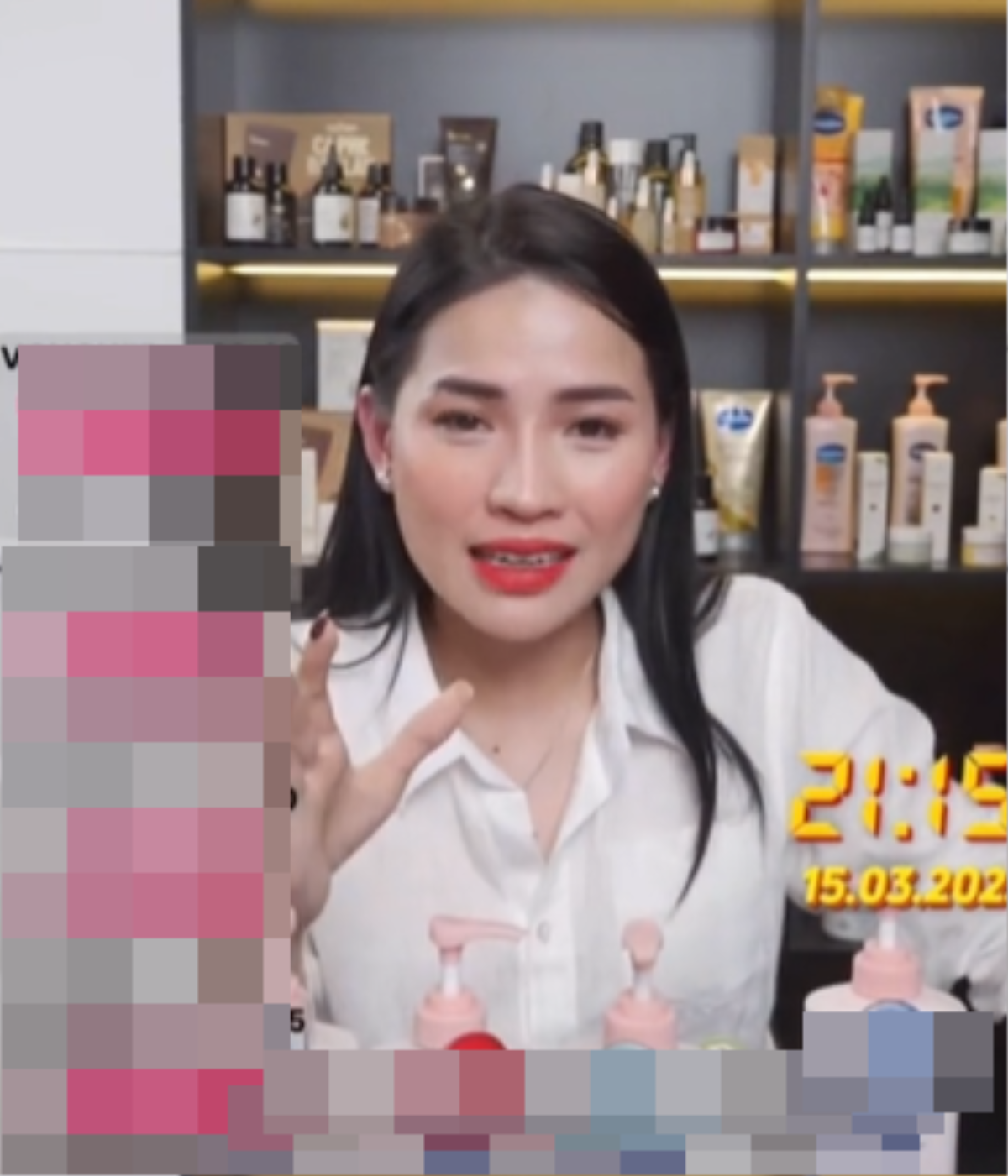 Võ Hà Linh bán sạch mỹ phẩm của 3 nhà máy chỉ trong hơn 1 giờ livestream: Không hổ danh là 'chiến thần' Ảnh 1