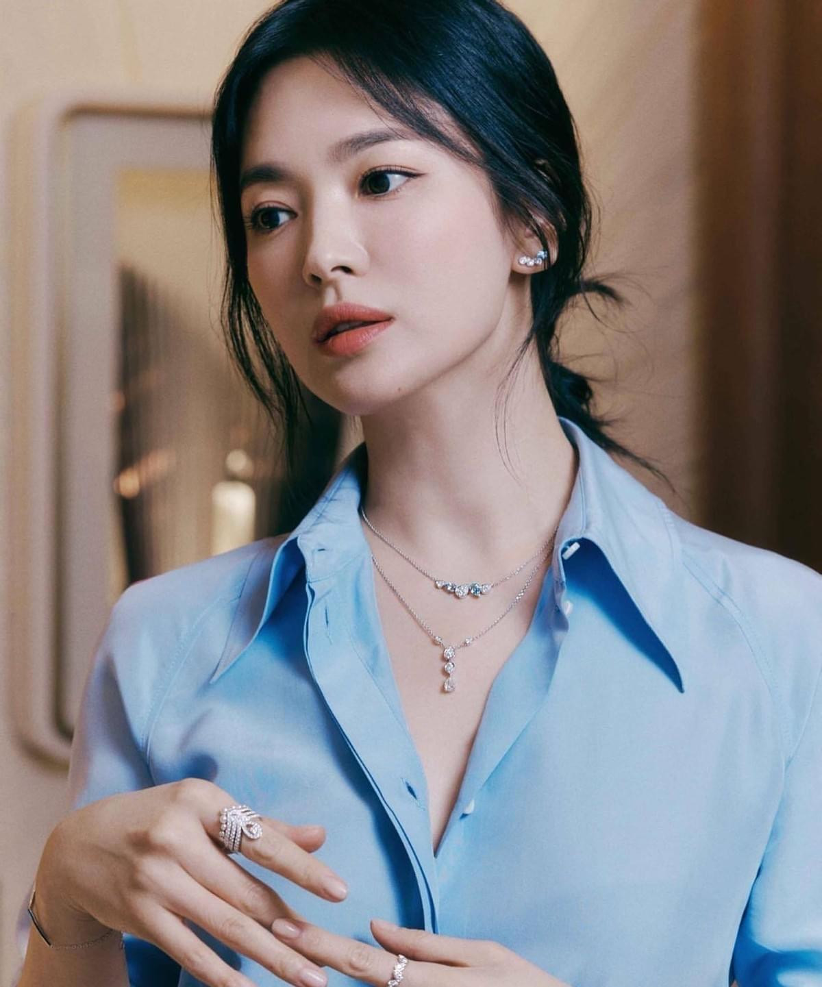 Ngỡ ngàng trước nhan sắc ở tuổi 18 của Song Hye Kyo: không hổ danh là 'Quốc bảo nhan sắc' Hàn Quốc Ảnh 6