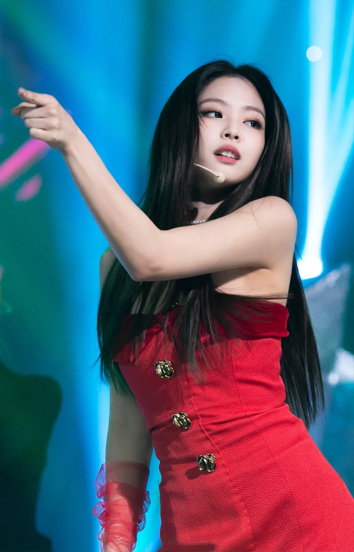 Jennie (BLACKPINK) khiến fan xót xa vì phải chịu thiệt thòi này Ảnh 1