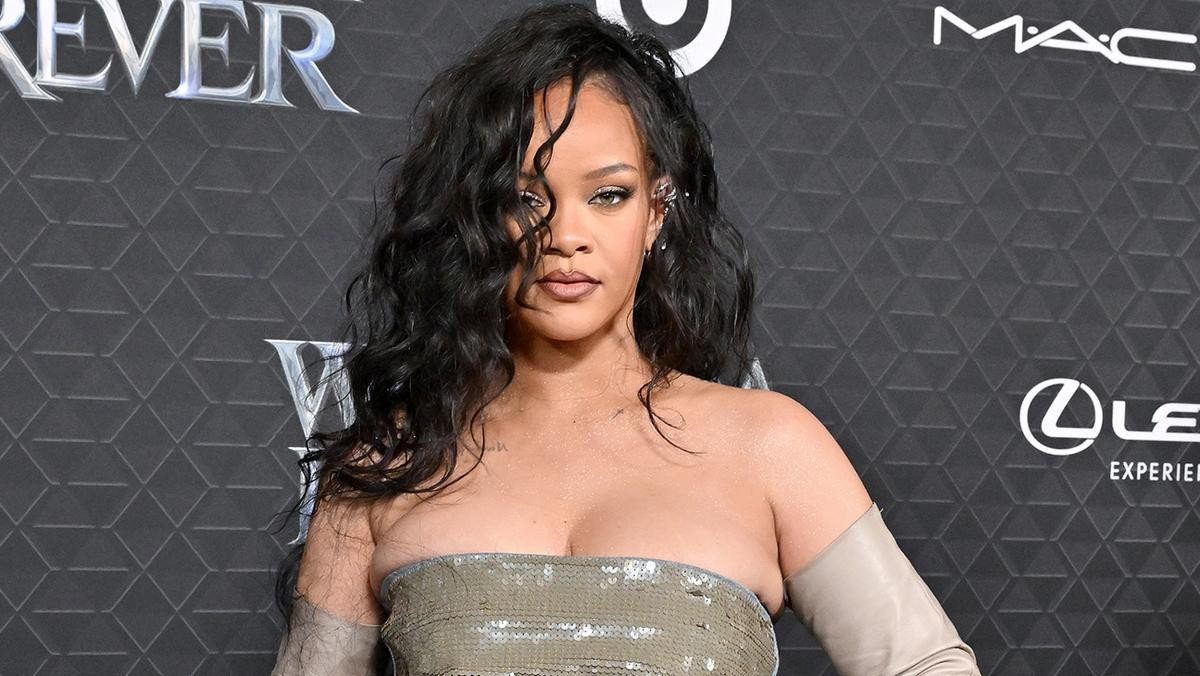 Rihanna on Why She Agreed to Perform at Super Bowl 2023 – The Hollywood Reporter