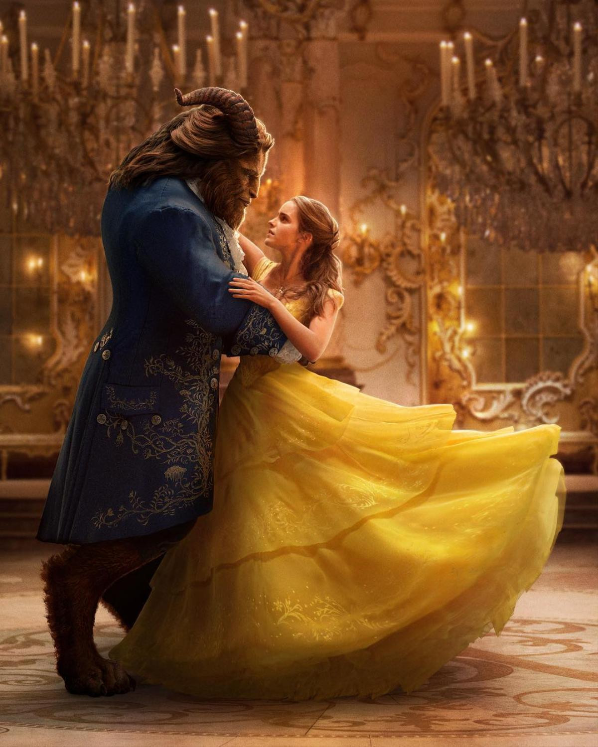 Thời trang điện ảnh: Váy dạ hội 'Beauty & The Beast' - Tốn 12000 giờ làm việc vẫn khiến khán giả hụt hẫng Ảnh 1