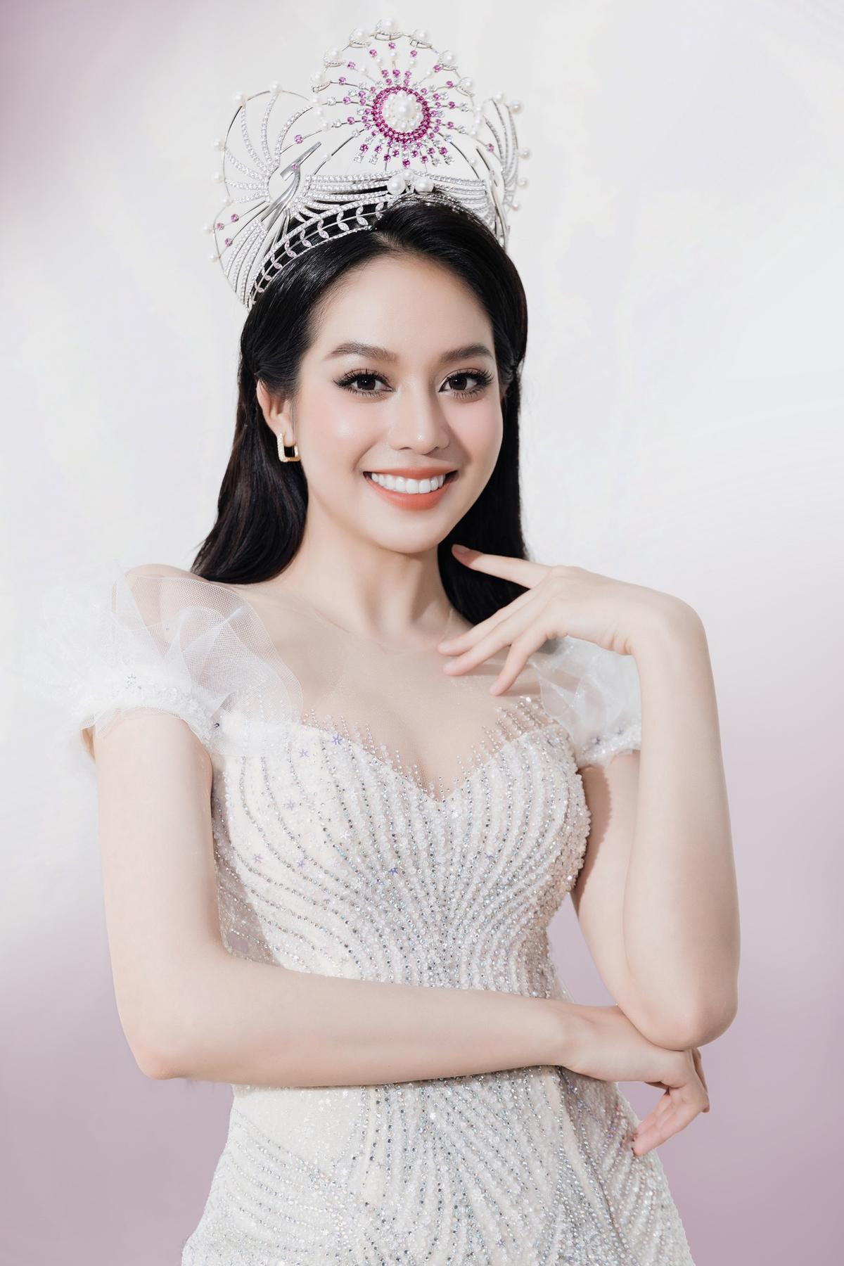 Hậu công khai dao kéo, Hoa hậu Thanh Thủy sẽ thi quốc tế, fan chắc cú: Không lẽ là Miss Intercontinental Ảnh 5