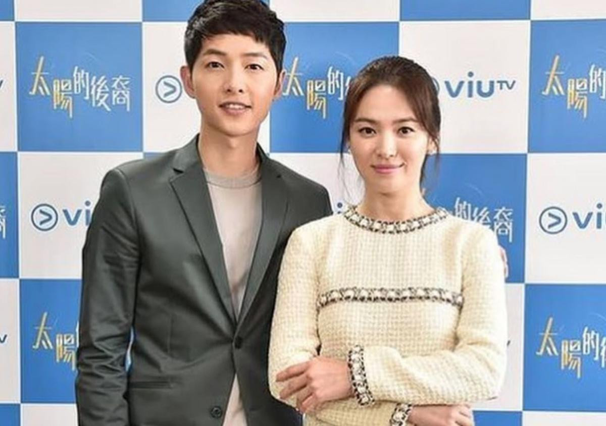 Song Joong Ki đã hạnh phúc bên tình mới, Song Hye Kyo lại được đẩy thuyền với nam thần U50 này Ảnh 1