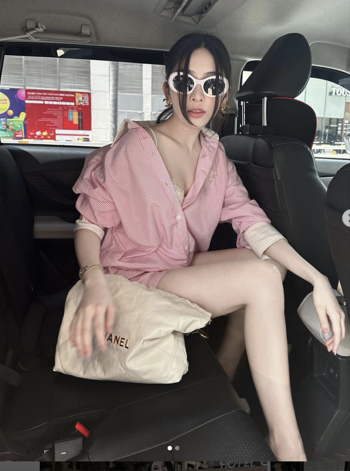 Cuộc sống xa hoa của hotgirl Linh Trương: Luôn 'dát' hàng hiệu, check-in nơi sang chảnh Ảnh 2