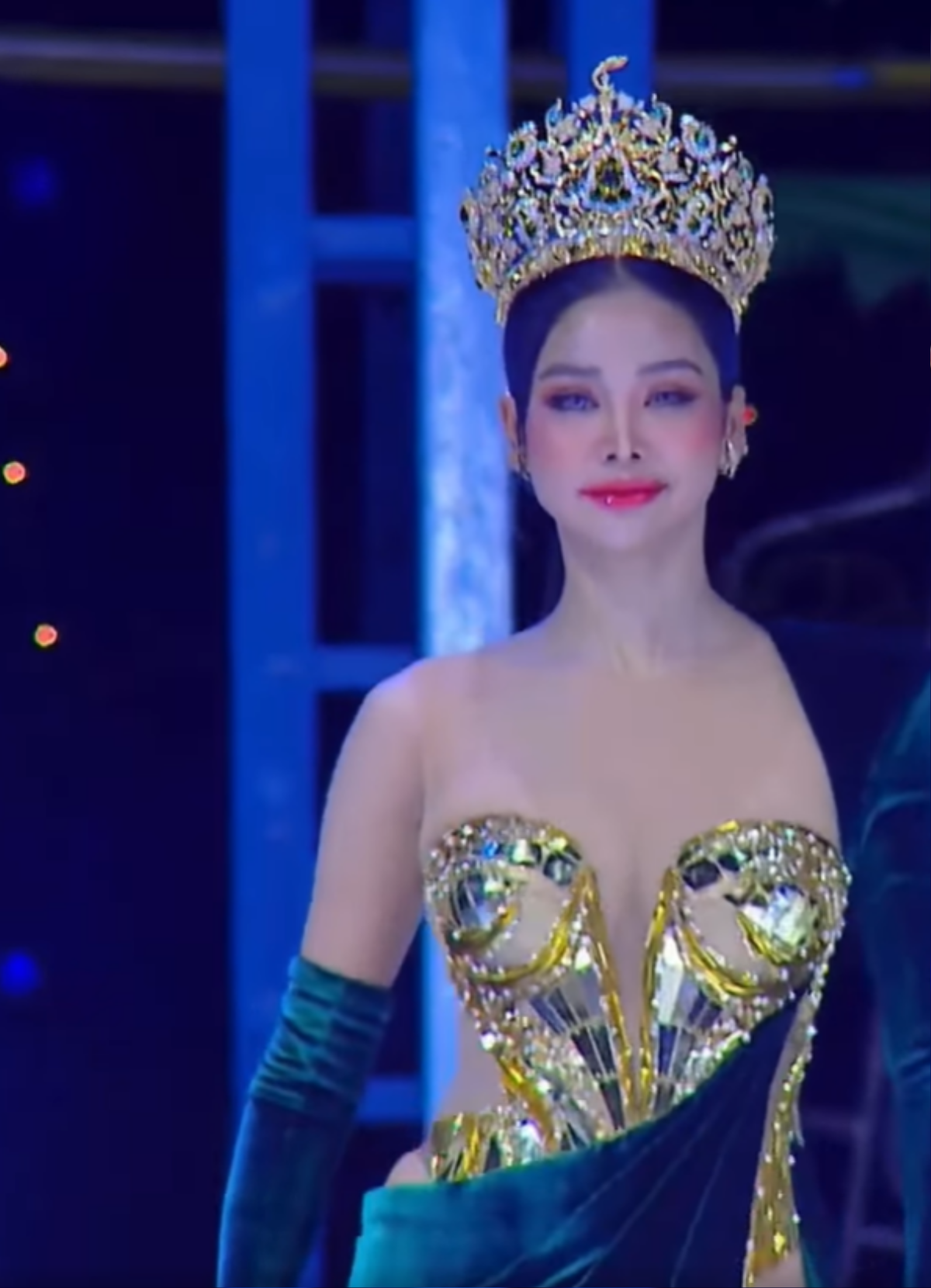 Lộ diện vương miện Miss Grand Thailand 2023: Lộng lẫy hơn cả crown cấp quốc tế Ảnh 4