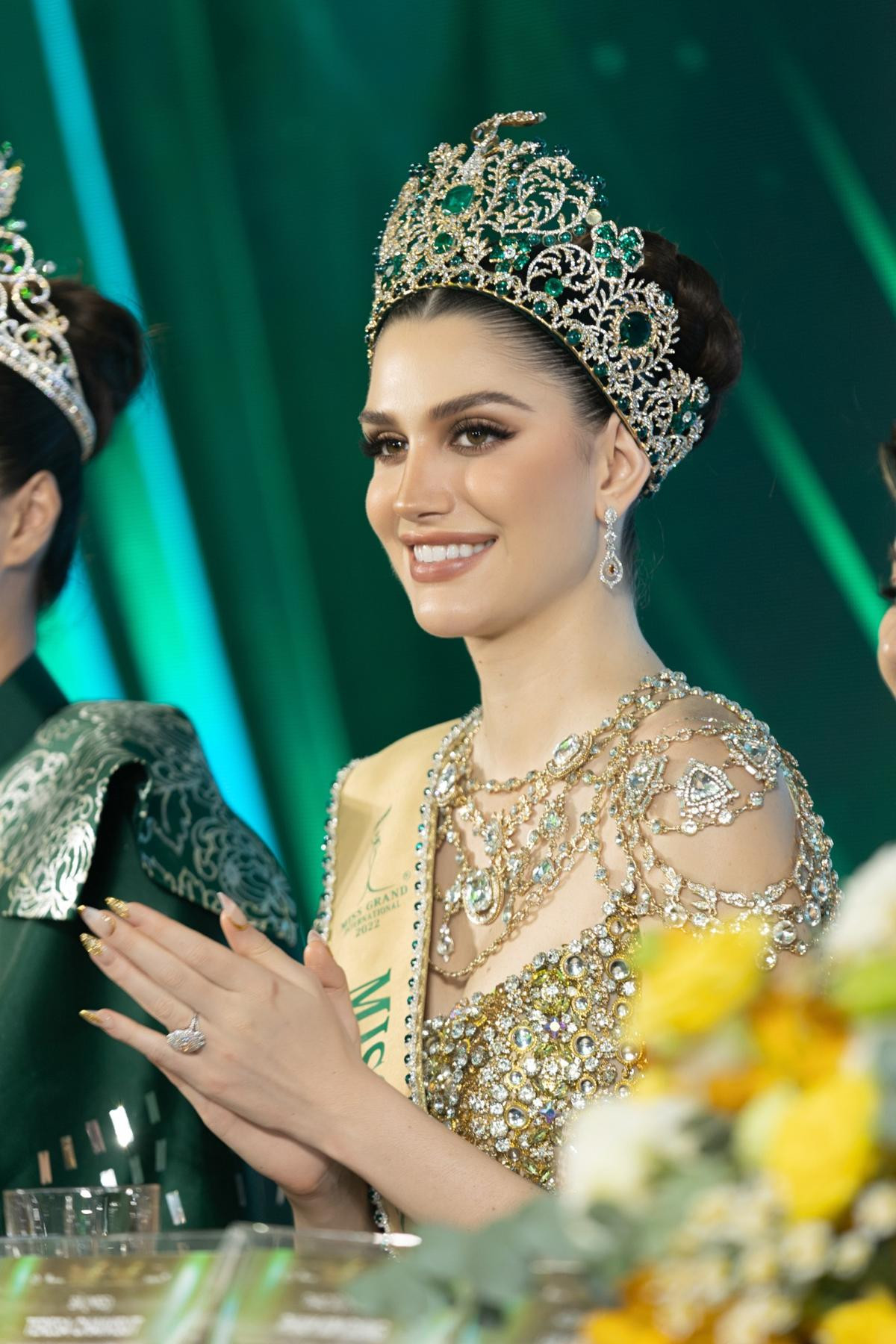 Lộ diện vương miện Miss Grand Thailand 2023: Lộng lẫy hơn cả crown cấp quốc tế Ảnh 3