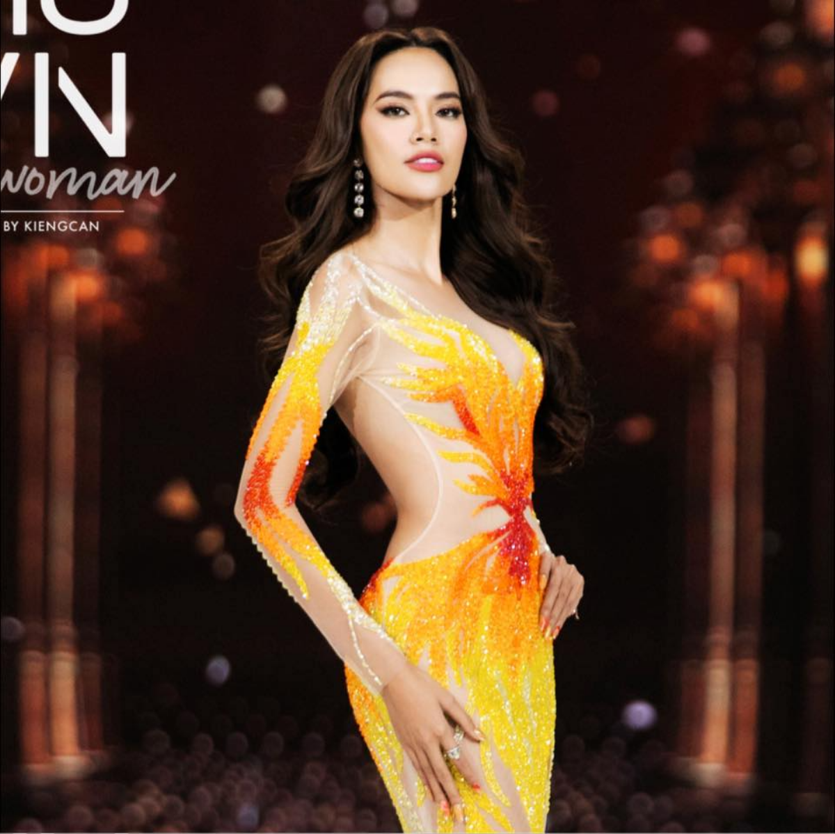 Lê Hoàng Phương gặp sự cố sàn diễn vẫn xử lý đẳng cấp: Xứng đáng danh hiệu Best catwalk Ảnh 4