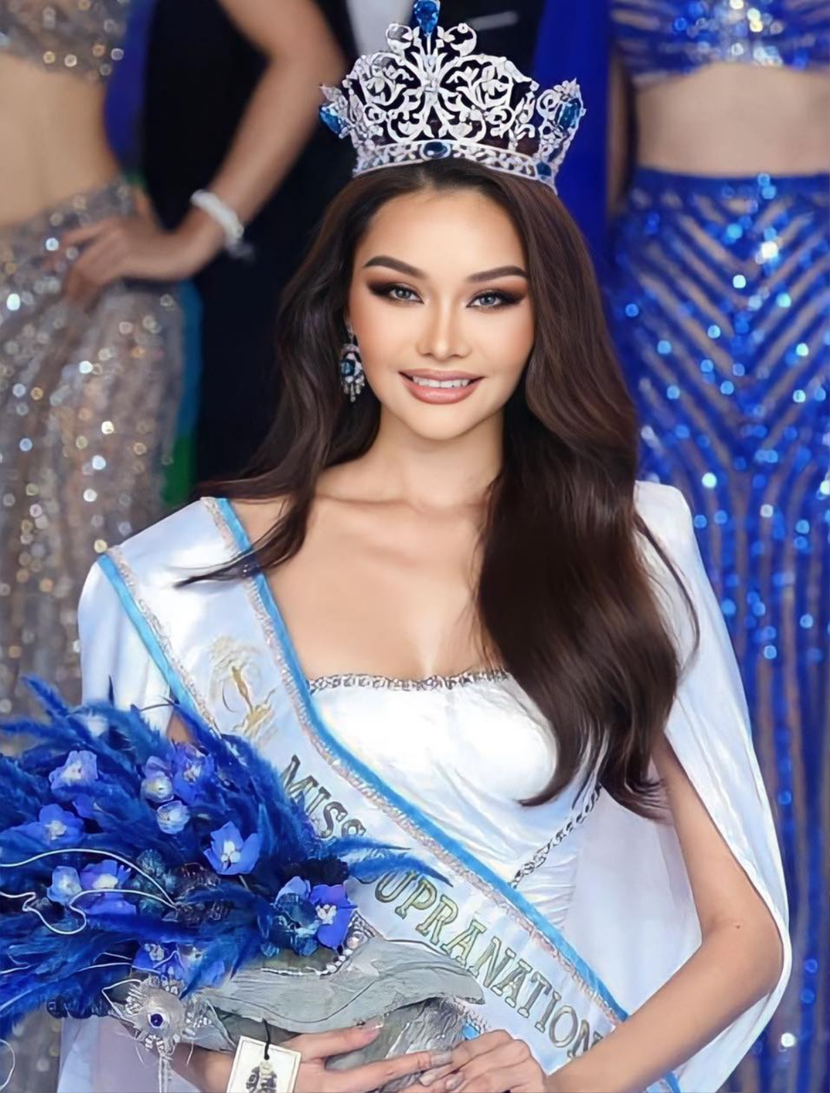 Hoa hậu đồng giới Thái Lan được dự đoán đăng quang Miss Supranational: Mời Hoàng Thuỳ qua thắng hộ! Ảnh 2