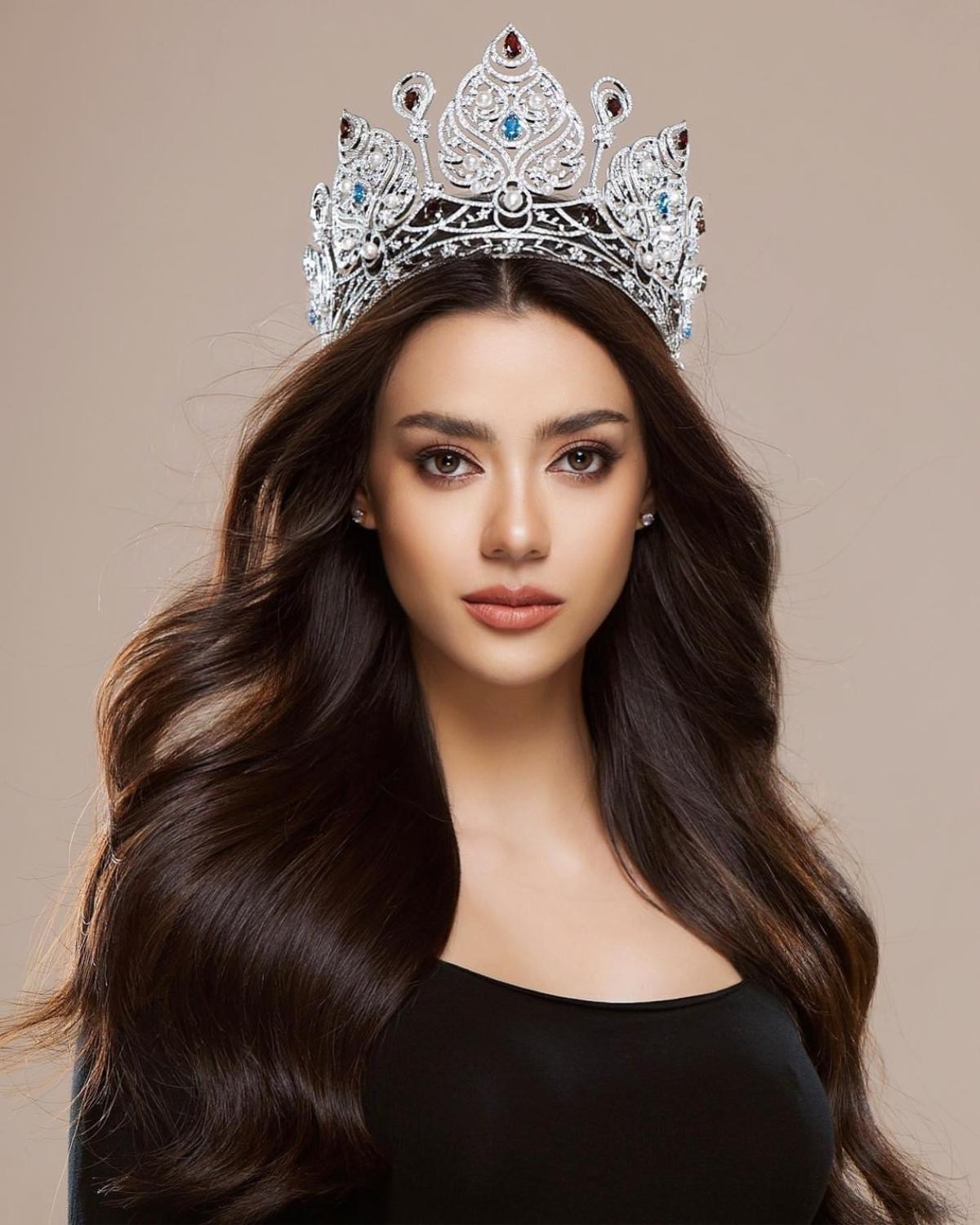 Nhan sắc hút hồn của Amanda Obdam - Top 10 Miss Universe sắp sang Việt Nam chấm thi nhan sắc Ảnh 2