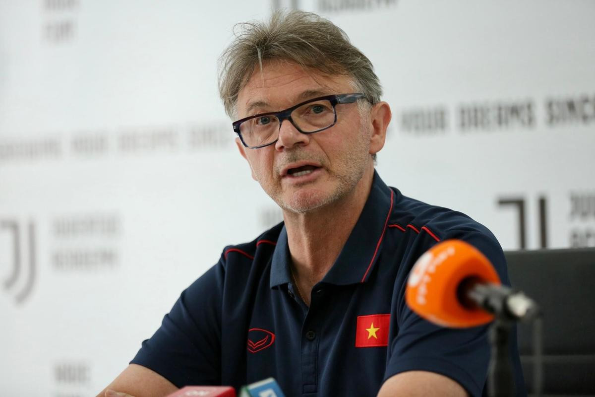 HLV Troussier: Thái Lan là đội mạnh nhất SEA Games 32 Ảnh 1