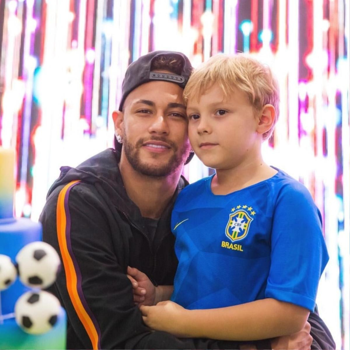 Neymar có con với người mẫu Bruna Ảnh 6