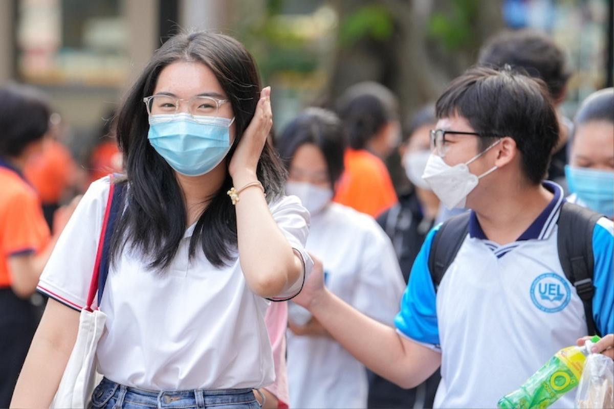 Ngành 'trắng' sinh viên: Học khó, ra trường lương... vài triệu đồng Ảnh 1