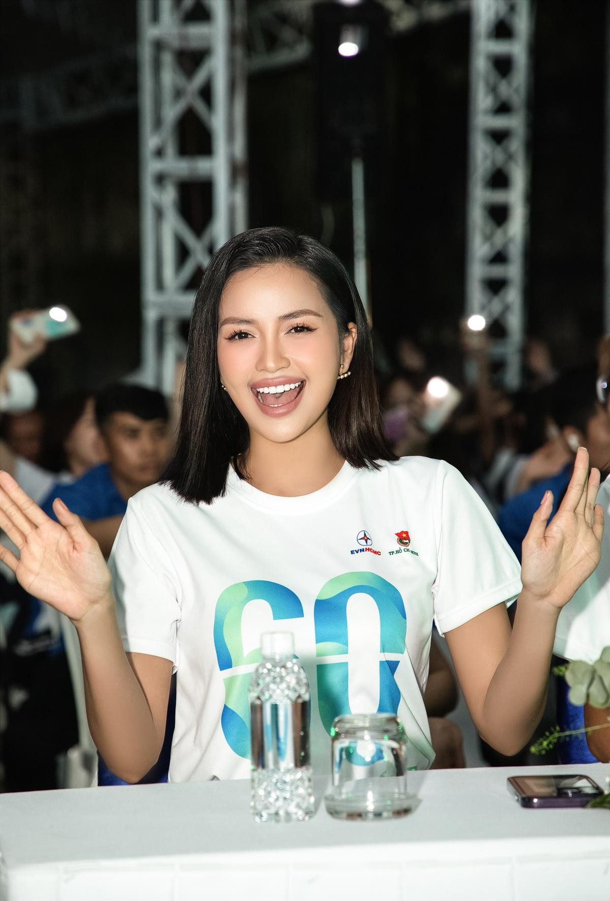 Ngọc Châu hiếm hoi trải lòng cách vượt qua nỗi buồn sau khi trượt khỏi top 16 Miss Universe Ảnh 9