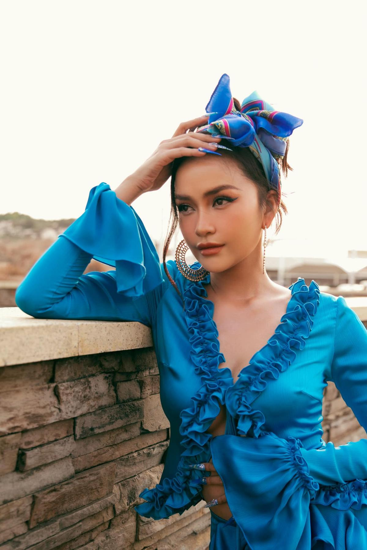 Ngọc Châu hiếm hoi trải lòng cách vượt qua nỗi buồn sau khi trượt khỏi top 16 Miss Universe Ảnh 12