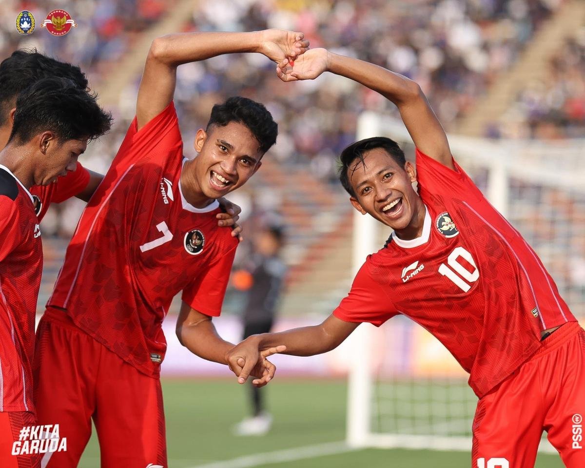 Ngôi sao châu Âu giúp Indonesia thắng đậm trận đầu tiên ở SEA Games 32 Ảnh 1