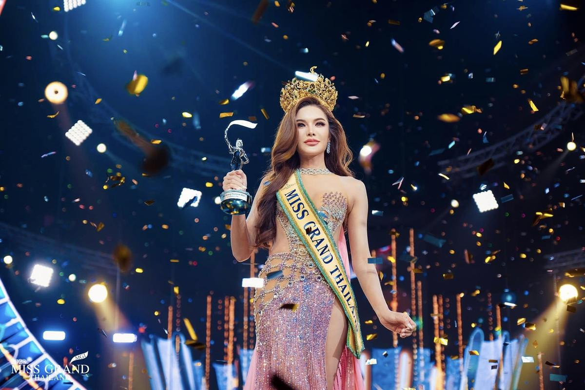 'Soi' pro5 thành tích 'khủng' của Miss Grand Thailand 2023, có 1 điều trùng với Engfa Waraha? Ảnh 1