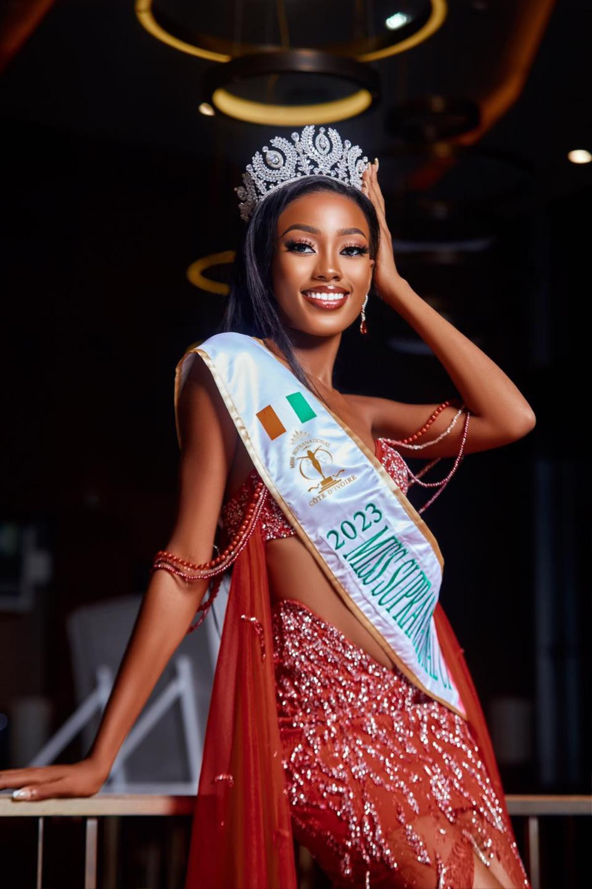 Cô gái ngành Luật đại diện Bờ biển Ngà tại Miss Supranational: Nhìn profile là mệt mỏi cho sash Việt Ảnh 4