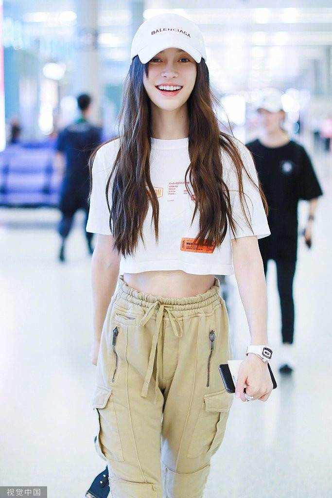 Angelababy xứng danh nữ hoàng thảm đỏ bất bại xứ Trung Ảnh 2