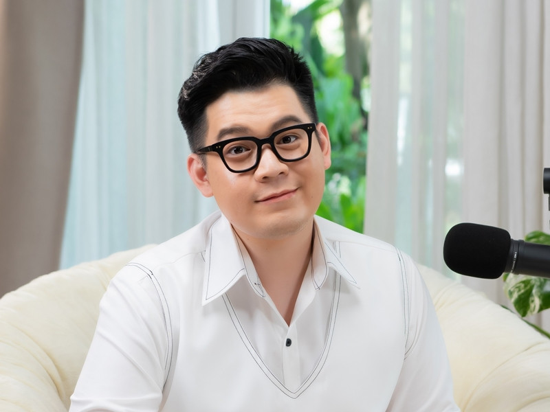 'Tuấn Trinh' Long Chun - nỗi khiếp sợ của trẻ biếng ăn: Tuổi thơ bất hạnh, kiếm tiền tỷ mỗi tháng! Ảnh 8