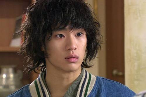 Sao Hàn và những kiểu tóc thảm họa trên màn ảnh Ảnh 2