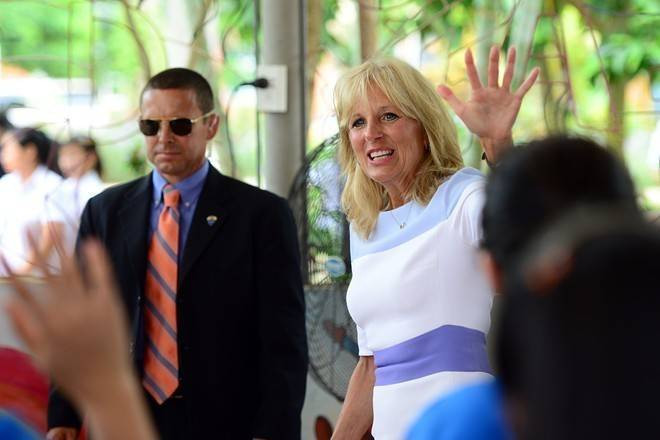 Một ngày của đệ nhị phu nhân Mỹ tại Hà Nội Ảnh 2