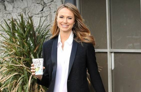 Thời trang hè thoáng mát cho cô nàng công sở Ảnh 2