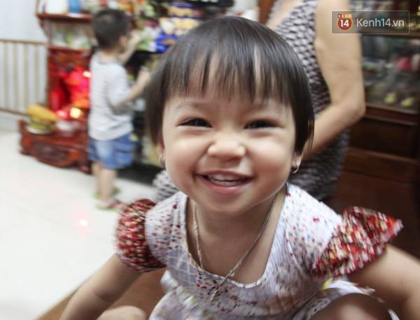 Những em bé trong ca sinh 5 đầu tiên tại Việt Nam hiện giờ ra sao? Ảnh 2