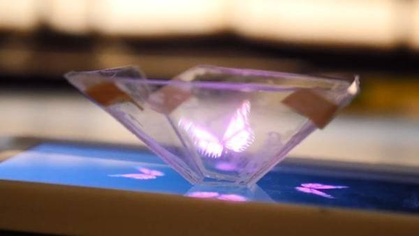 Khiến bạn bè 'lé mắt' với cách biến điện thoại thành máy chiếu 3D Ảnh 2