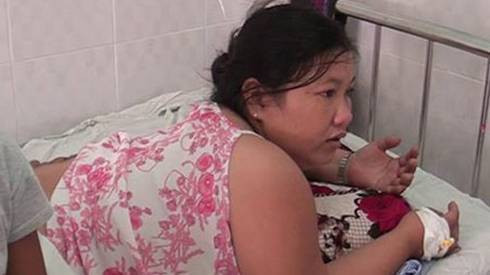 Chân dung ác mẫu thiêu sống con ruột vì không bán hết vé số Ảnh 2