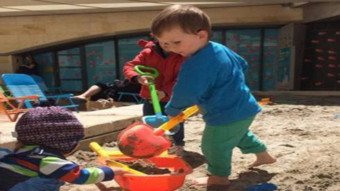 Bé 5 tuổi đào hầm trốn khỏi trường mẫu giáo Ảnh 2