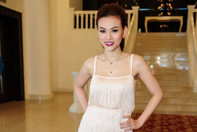 Thu Thủy 'trông mòn con mắt' khi tái xuất với âm nhạc Ảnh 2