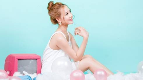 Hà Thúy Anh ra mắt album buồn nhân sinh nhật Ảnh 2