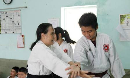 Cô giáo 68 tuổi 10 năm dạy võ miễn phí cho trẻ khuyết tật Ảnh 2