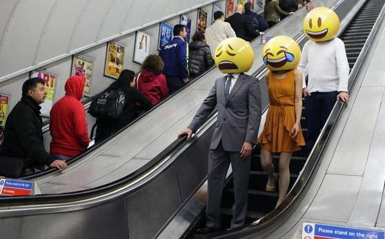 Sự thật thú vị về các biểu tượng chat quen thuộc Ảnh 2