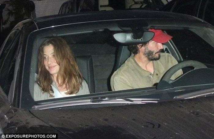 Keanu Reeves and his strange girlfriend went to dinner on September 21.