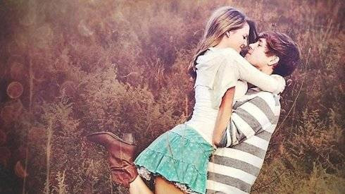 15 dấu hiệu chàng yêu bạn dù không nói thành lời Ảnh 2