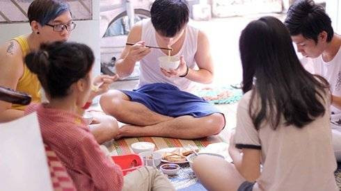 'Nhà tạm lánh' của những phận người đồng tính tuyệt vọng Ảnh 2