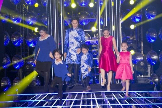 Cười ngất với phiên bản mới của bộ ba giám khảo 'Gương mặt thân quen nhí' Ảnh 2