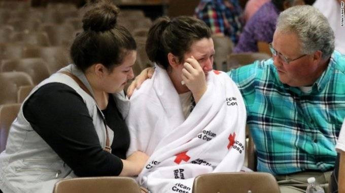 Chấn động vụ xả súng ở bang Oregon, 10 sinh viên thiệt mạng Ảnh 2