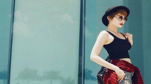 Kim Nhã: 'Để mặc đồ đẹp không được tự ti mình ngực lép' Ảnh 2