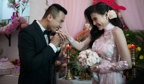 Ngắm bộ ảnh đính hôn ngập sắc hoa của Lương Thế Thành - Thúy Diễm Ảnh 2