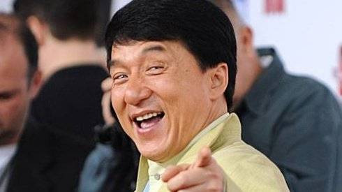 Thành Long đi diễn hộp đêm thù lao 7 tỷ đồng Ảnh 2