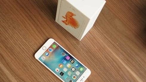 iPhone 6S, 6S Plus giảm giá kỷ lục trong tuần đầu về VN Ảnh 2