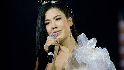 Mặc bão scandal, Thu Phương tập trung tranh giải tại Hollywood Ảnh 2