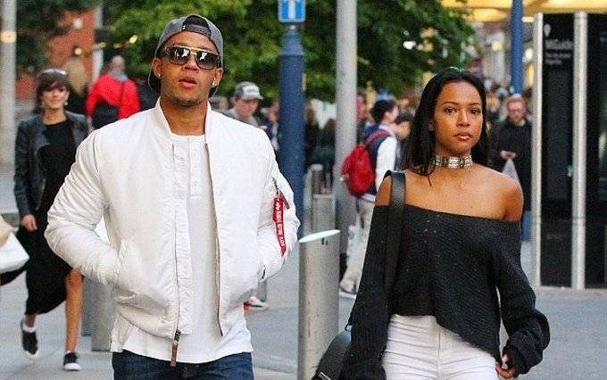 Tiền đạo MU Memphis Depay đang ‘cặp kè’ siêu mẫu gốc Việt Ảnh 2