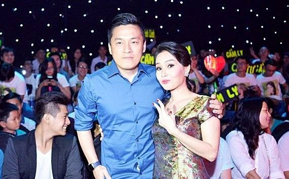 Lam Trường đến cổ vũ cho đội Cẩm Ly Ảnh 2